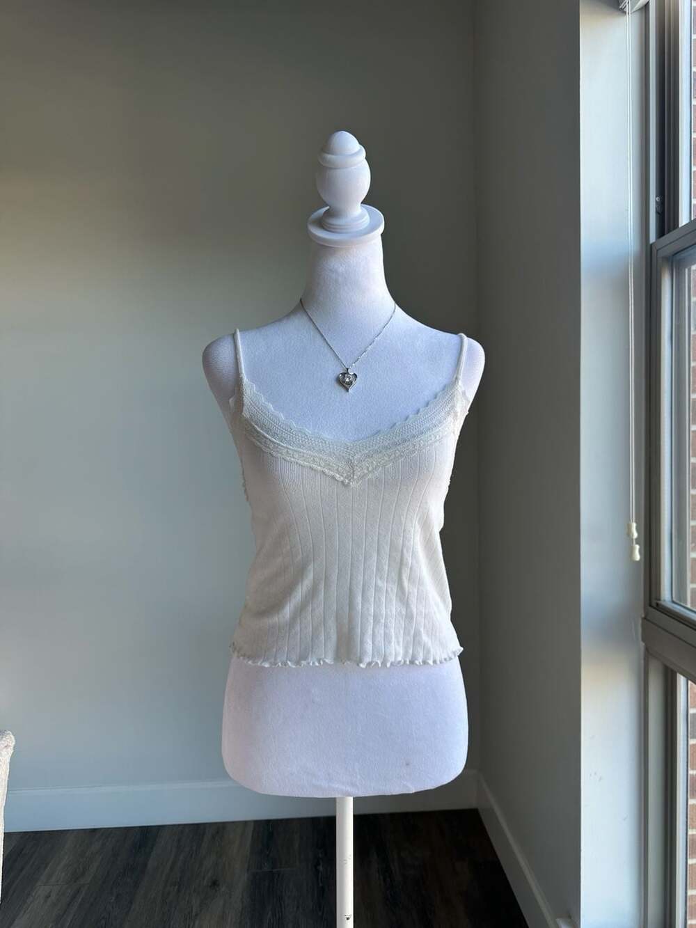 American Eagle White Lace Trim Ribbed Tank Top Size S Cami